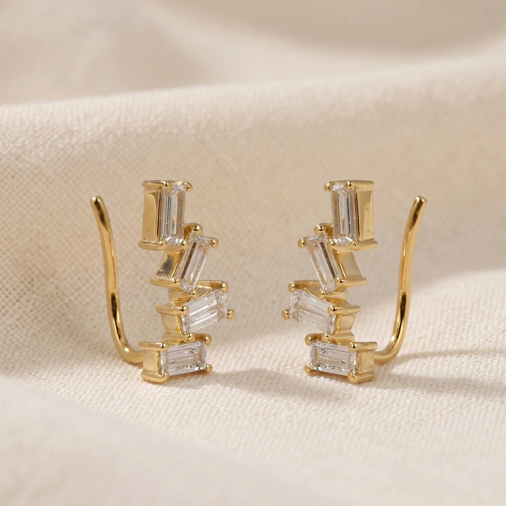 9Kt Solid Yellow Gold Earrings with Lab Grown Diamond Bulk 9Kt Solid Yellow Gold Earrings with Lab Grown Diamond Bulk