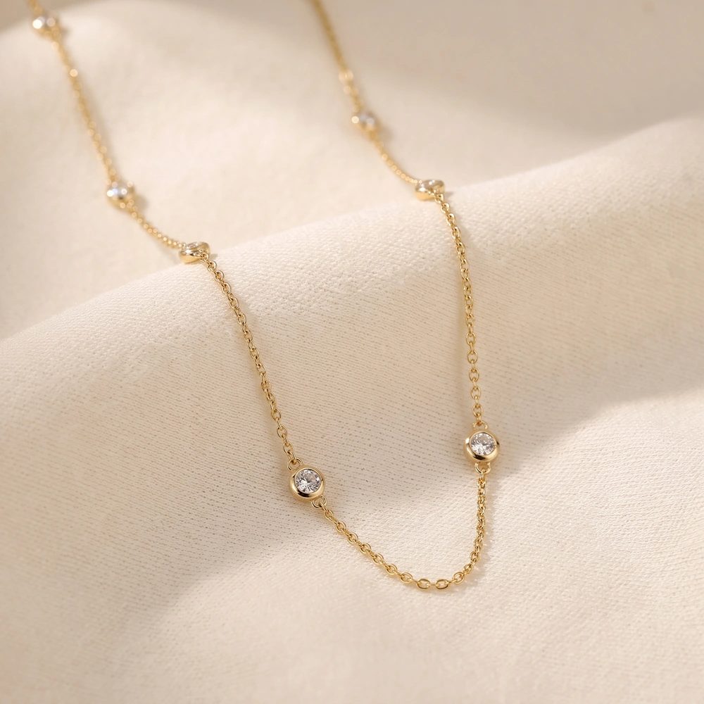 Solid Yellow Gold Chain Necklace with Lab Grown Diamond Solid Yellow Gold Chain Necklace with Lab Grown Diamond