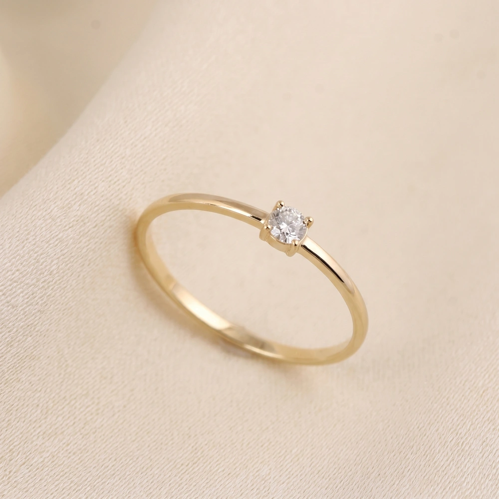18Kt Gold Delicate Ring Production With Lab Grown Diamond