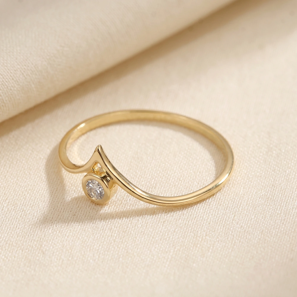 Elegant 9Kt Solid Yellow Gold Ring With Lab Grown Diamond Elegant 9Kt Solid Yellow Gold Ring With Lab Grown Diamond