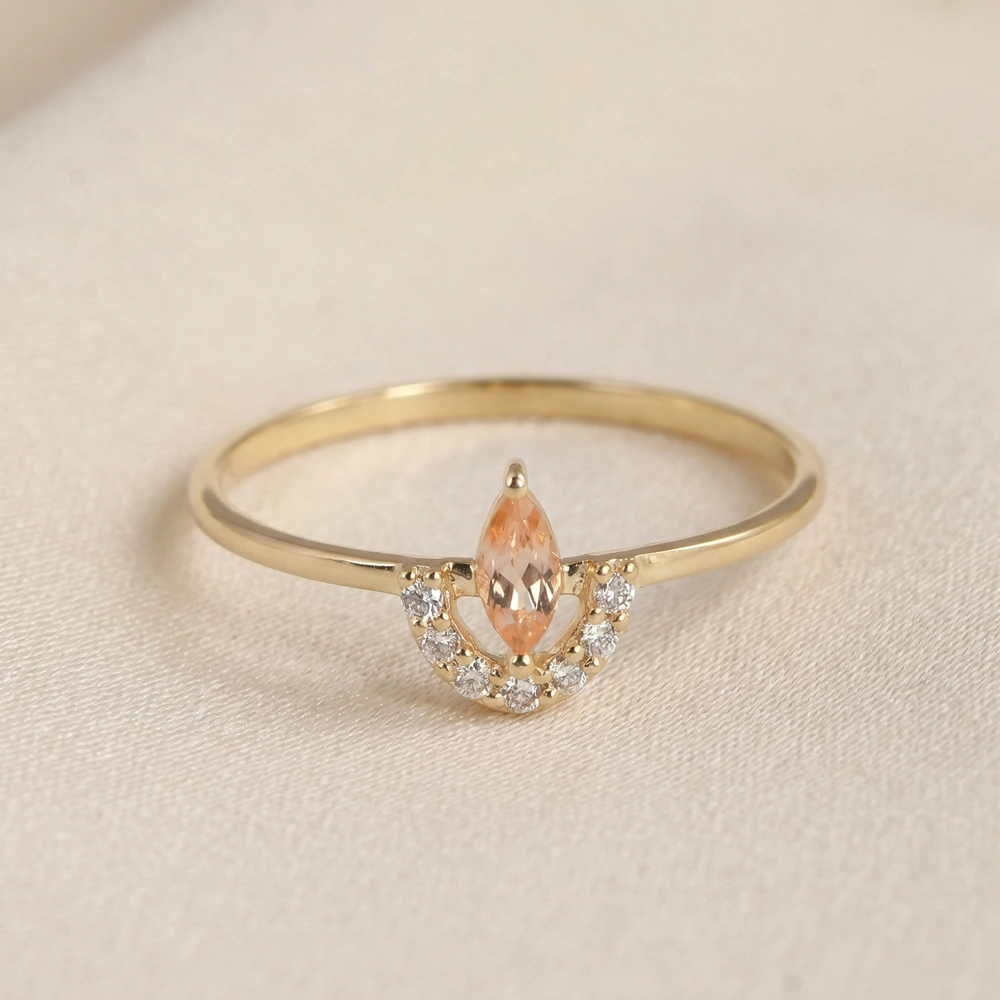 Exquisite Gold Ring With Lab Grown Diamond And Morganite Exquisite Gold Ring With Lab Grown Diamond And Morganite