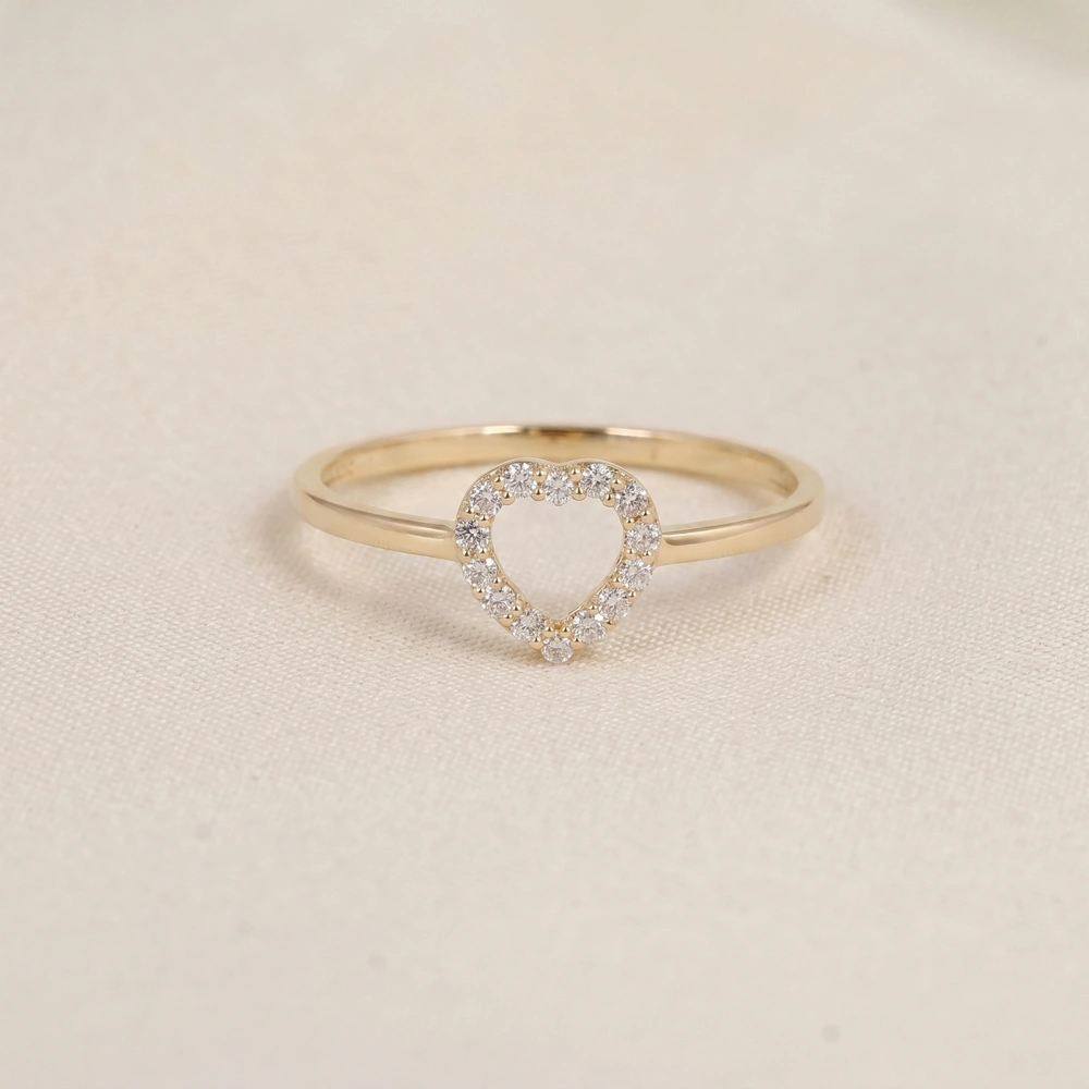 Lab Grown Diamond 9Kt Yellow Gold Heart Ring Production