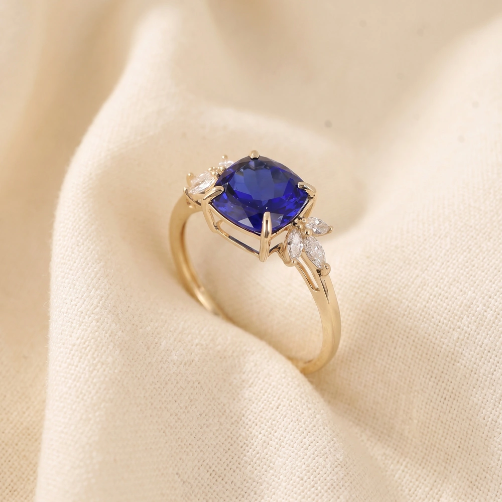 Lab Grown Diamond And Royal Blue Sapphire Yellow Gold Ring Lab Grown Diamond And Royal Blue Sapphire Yellow Gold Ring