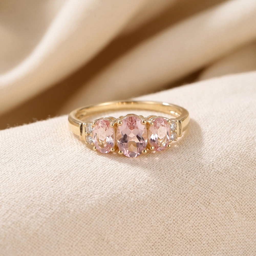 14Kt Gold Ring With Lab Grown Padparadscha Sapphire, Diamond