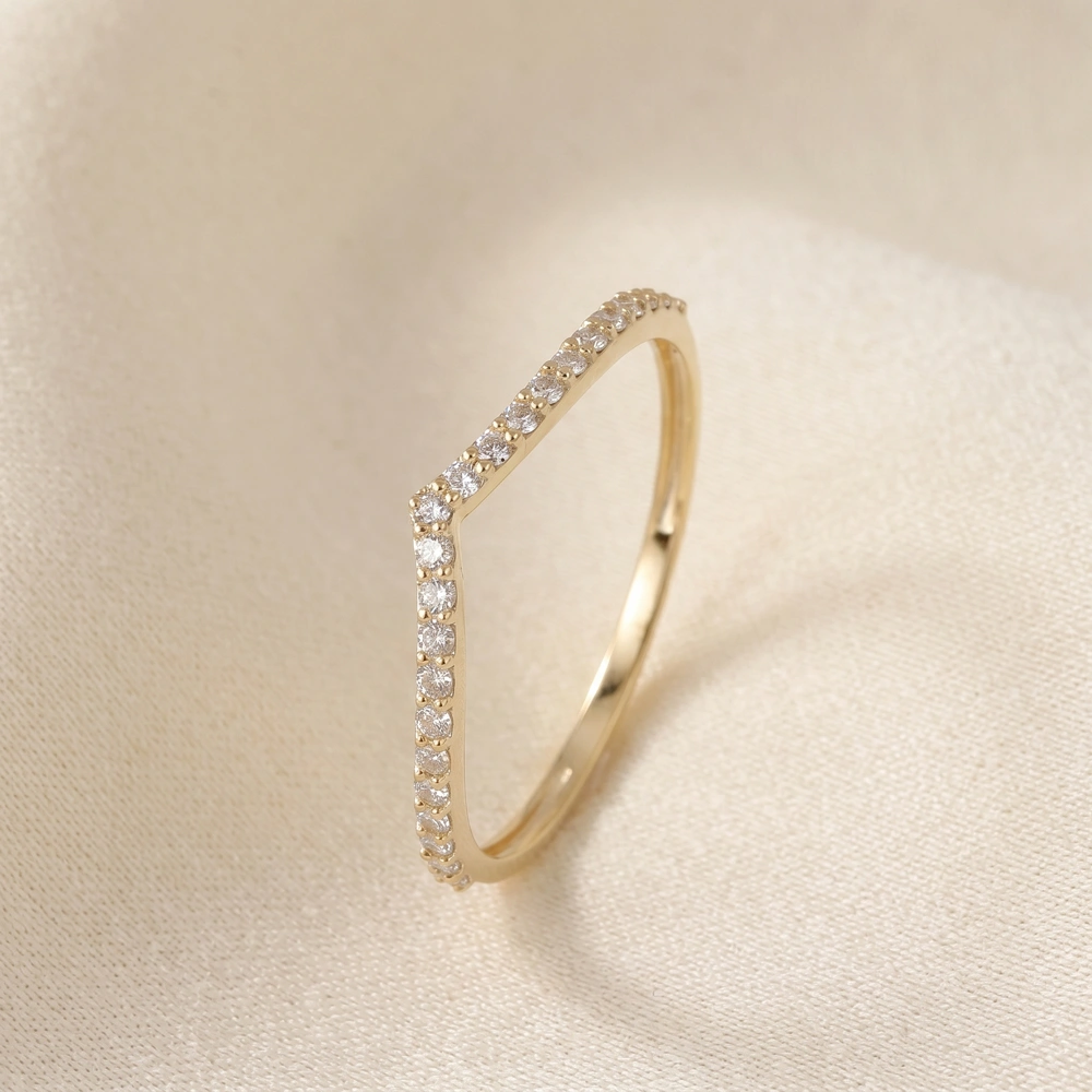 Handcrafted 9Kt Gold Ring Bulk With Lab Grown Diamond Handcrafted 9Kt Gold Ring Bulk With Lab Grown Diamond