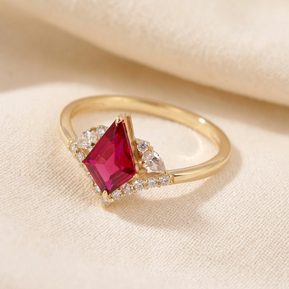 Lab Grown Diamond Pigeon Blood Ruby 9Kt Gold Ring Lab Grown Diamond Pigeon Blood Ruby 9Kt Gold Ring