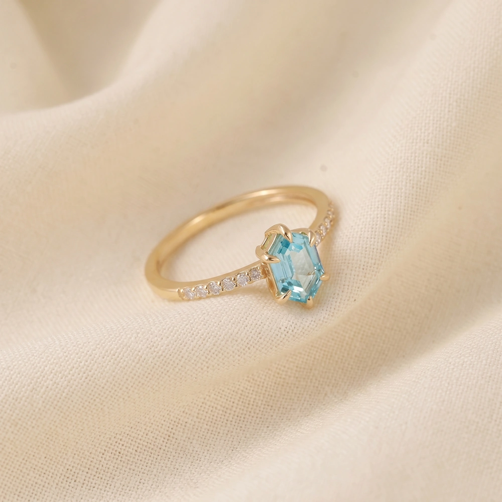 Lab Grown Diamond Paraiba Tourmaline 9Kt Solid Gold Ring Lab Grown Diamond Paraiba Tourmaline 9Kt Solid Gold Ring