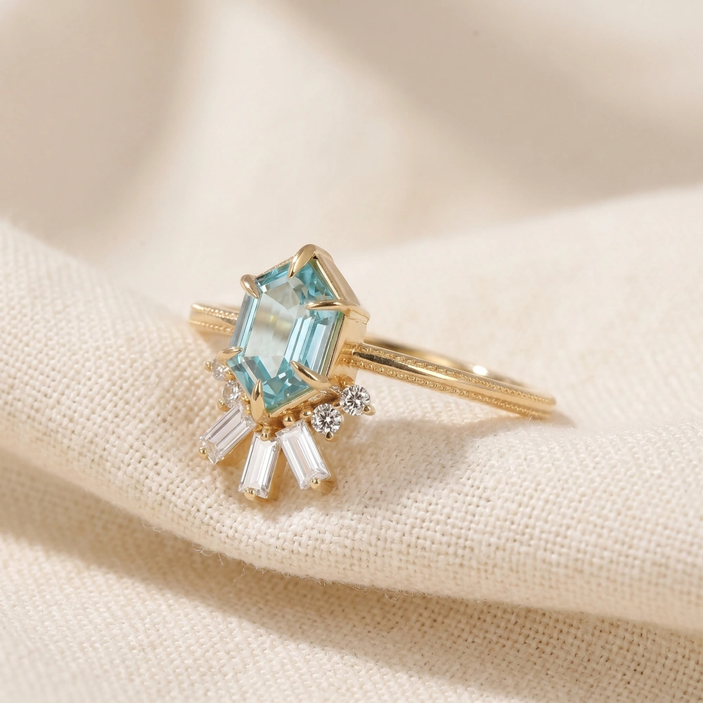 Lab Grown Diamond Paraiba Tourmaline 9Kt Gold Ring Lab Grown Diamond Paraiba Tourmaline 9Kt Gold Ring