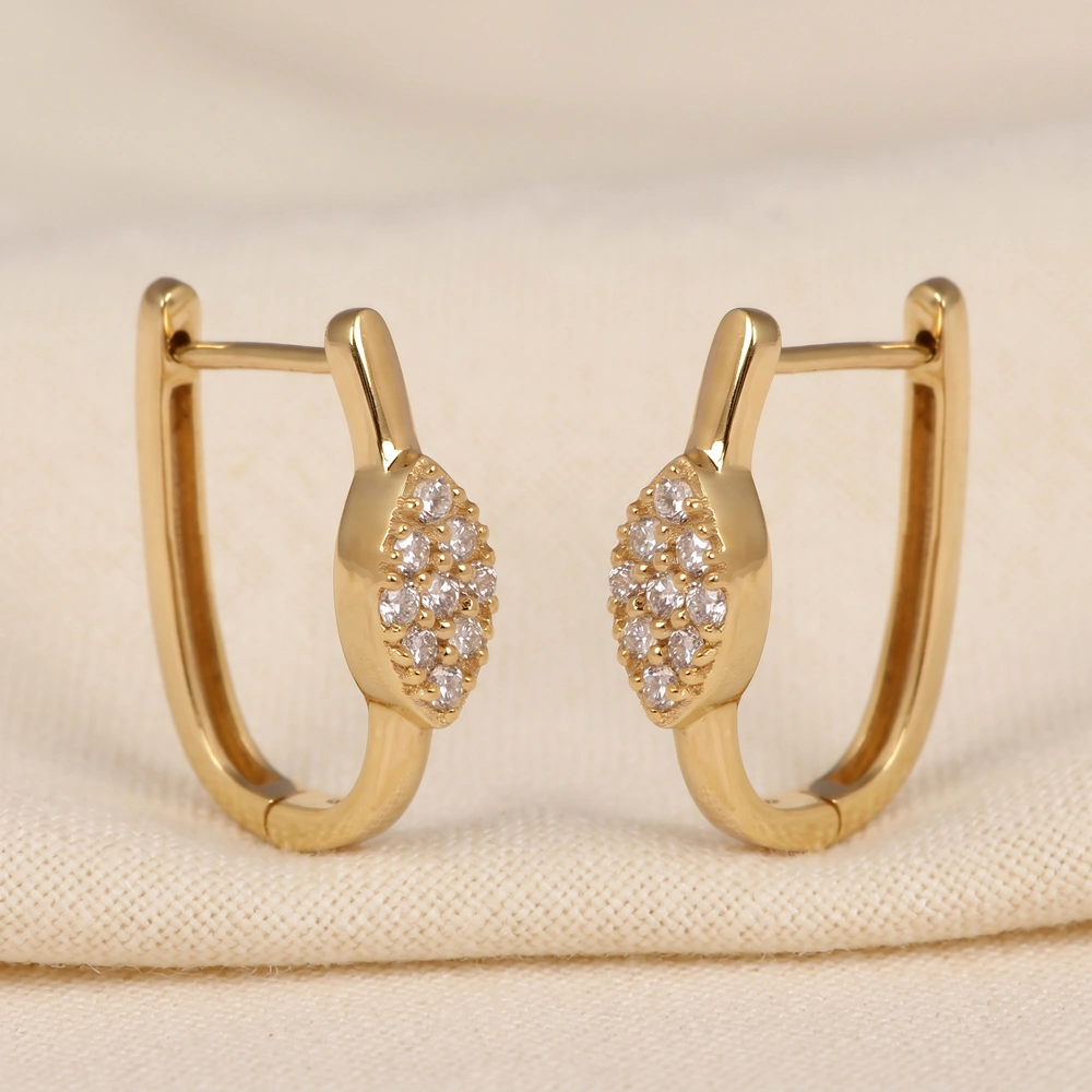 9 Kt Solid Gold Earrings with Lab Grown Diamond Bulk 9 Kt Solid Gold Earrings with Lab Grown Diamond Bulk
