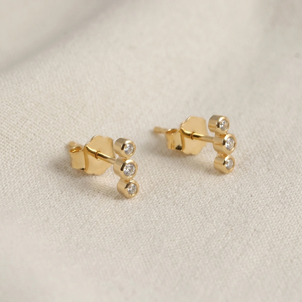 9Kt Yellow Solid Gold Studs with Lab Grown Diamond 9Kt Yellow Solid Gold Studs with Lab Grown Diamond