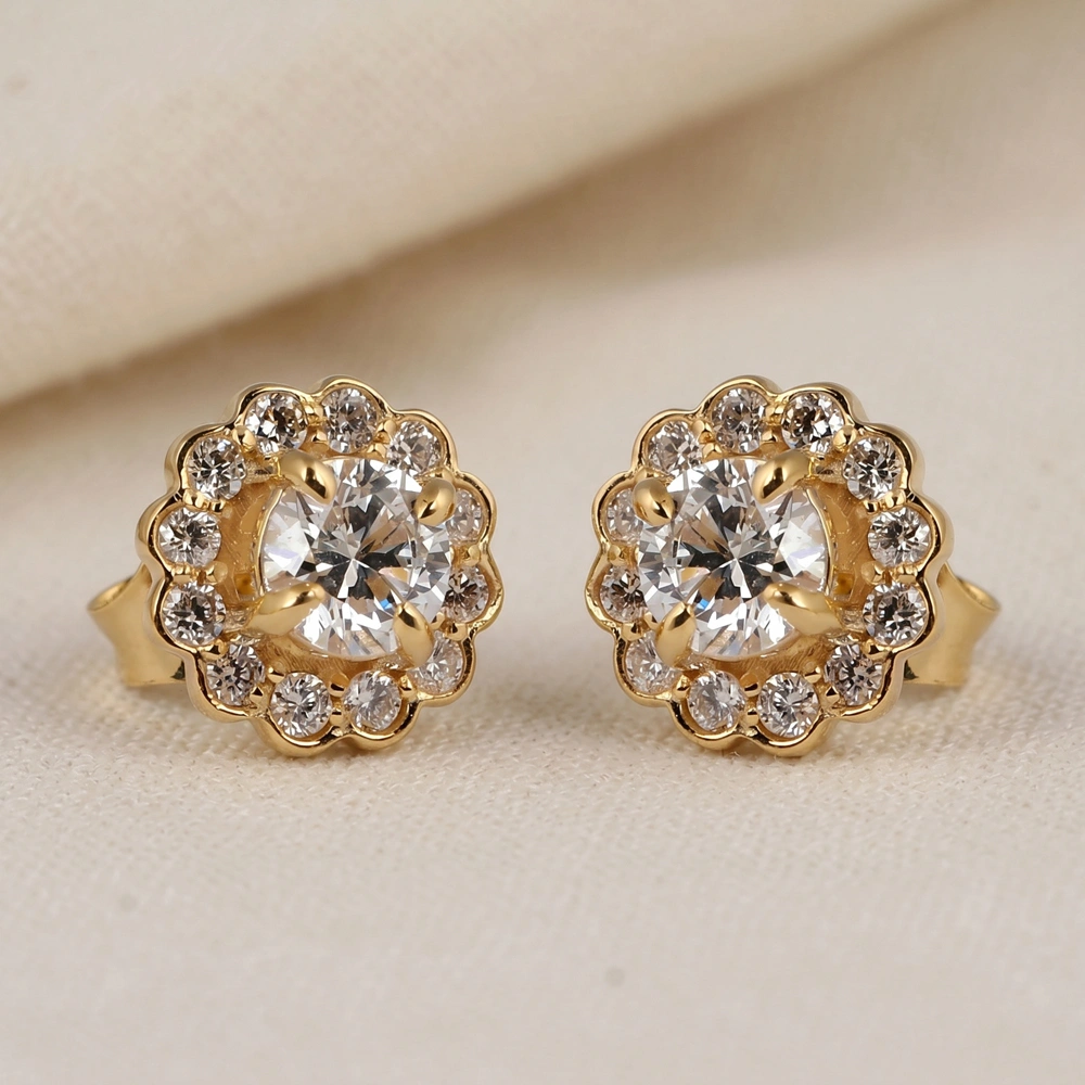 Wholesale Elegant Gold Studs with Lab Grown Diamond