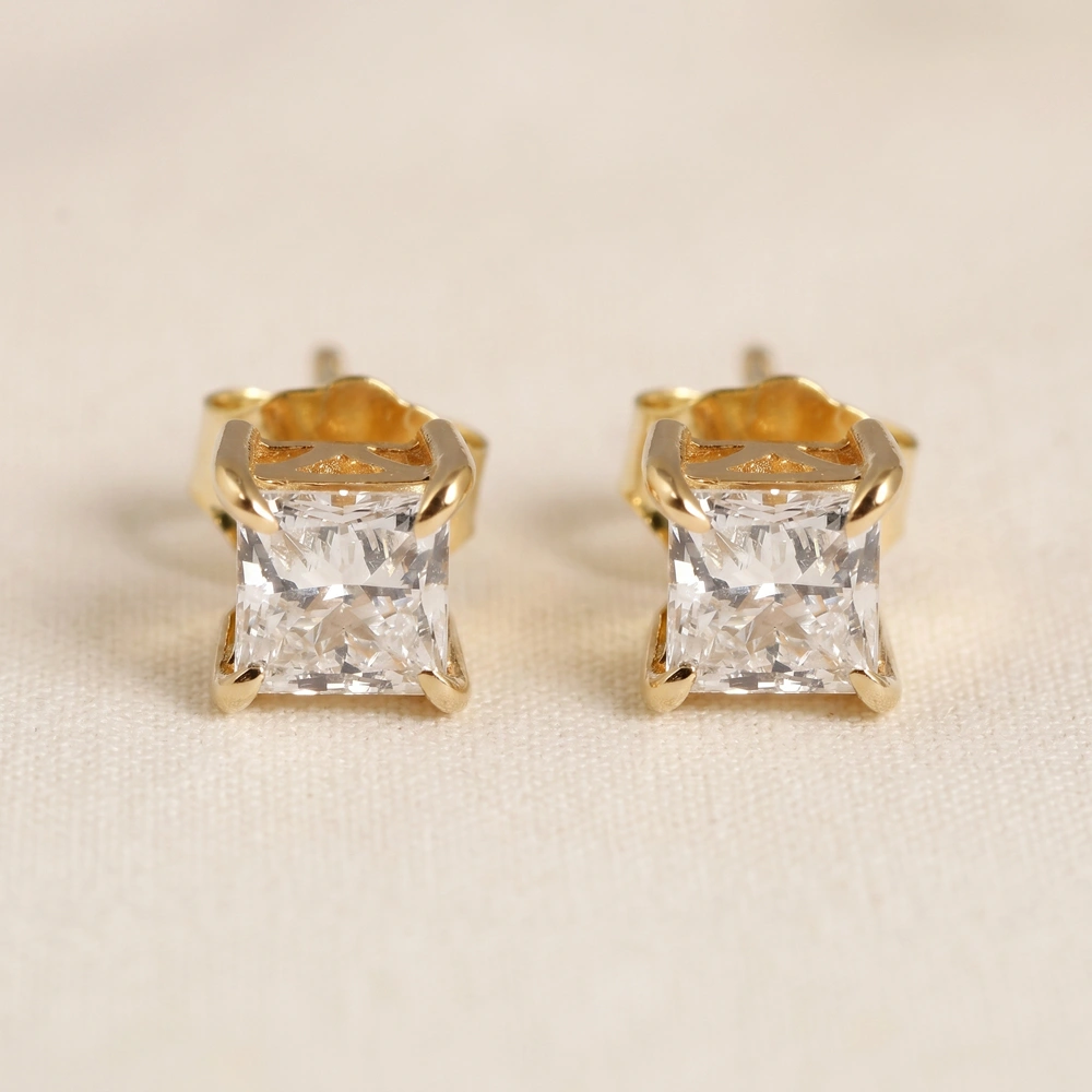 Lab Grown Diamond 9Kt Yellow Solid Gold Earrings Lab Grown Diamond 9Kt Yellow Solid Gold Earrings