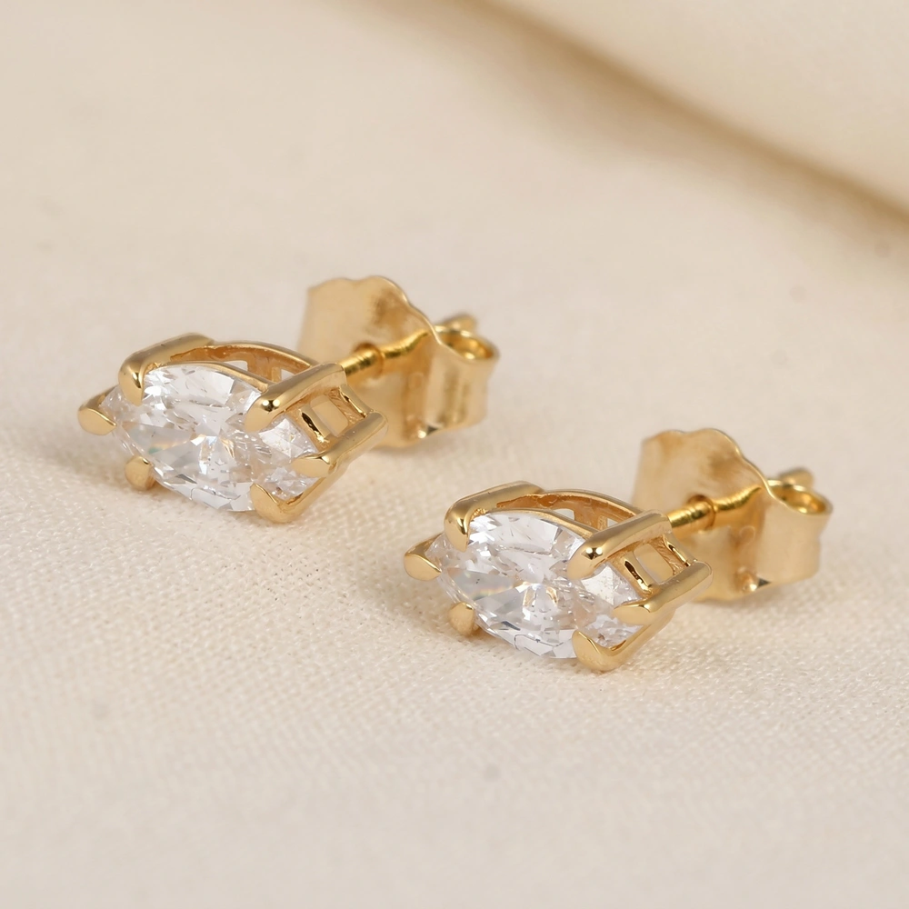 Lab Grown DIAMOND 9Kt Yellow Gold Studs Wholeale