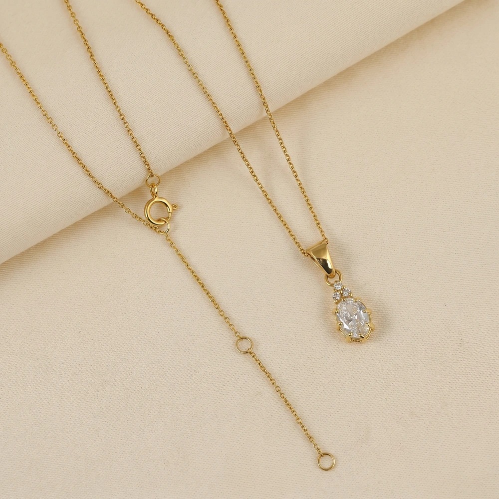 Elegant 14Kt Gold Necklace with Lab Grown Diamond