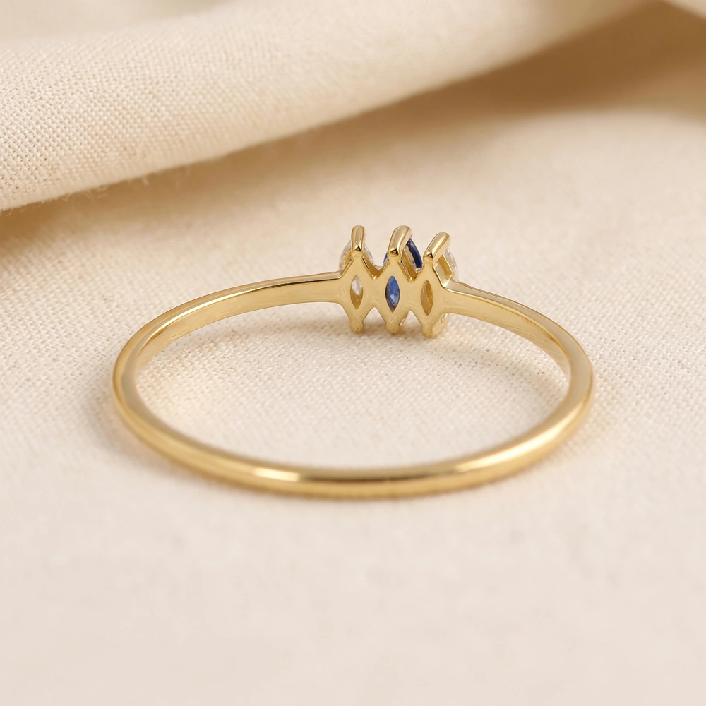 9Kt Solid Gold Ring Lab Grown Diamond And Royal Blue Sapphire 9Kt Solid Gold Ring Lab Grown Diamond And Royal Blue Sapphire
