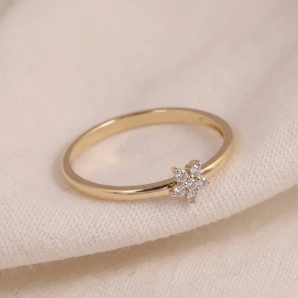 10KT Gold Floral Cluster Lab-Grown Diamond Ring Manufacturer