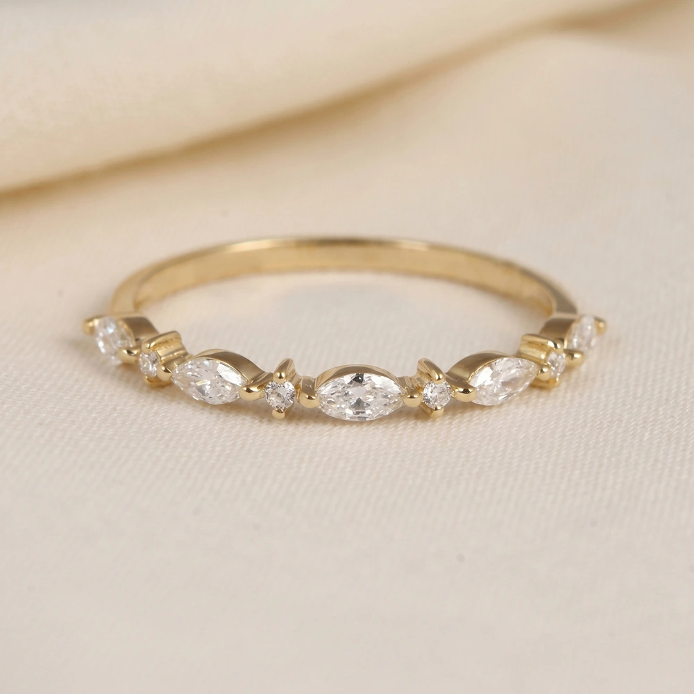 Exquisite 9Kt Yellow Gold Ring With Lab Grown Diamond
