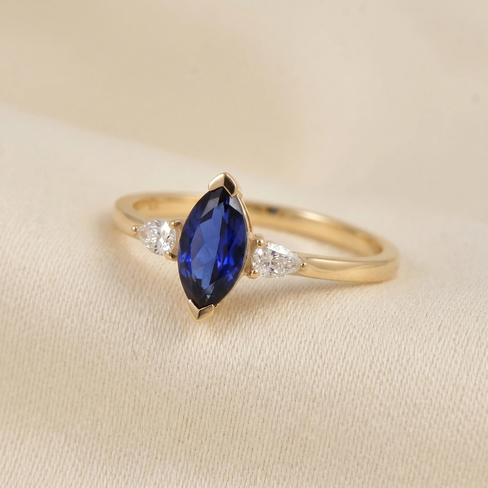 18Kt Gold Ring With Lab Grown Blue Sapphire, Diamond 18Kt Gold Ring With Lab Grown Blue Sapphire, Diamond