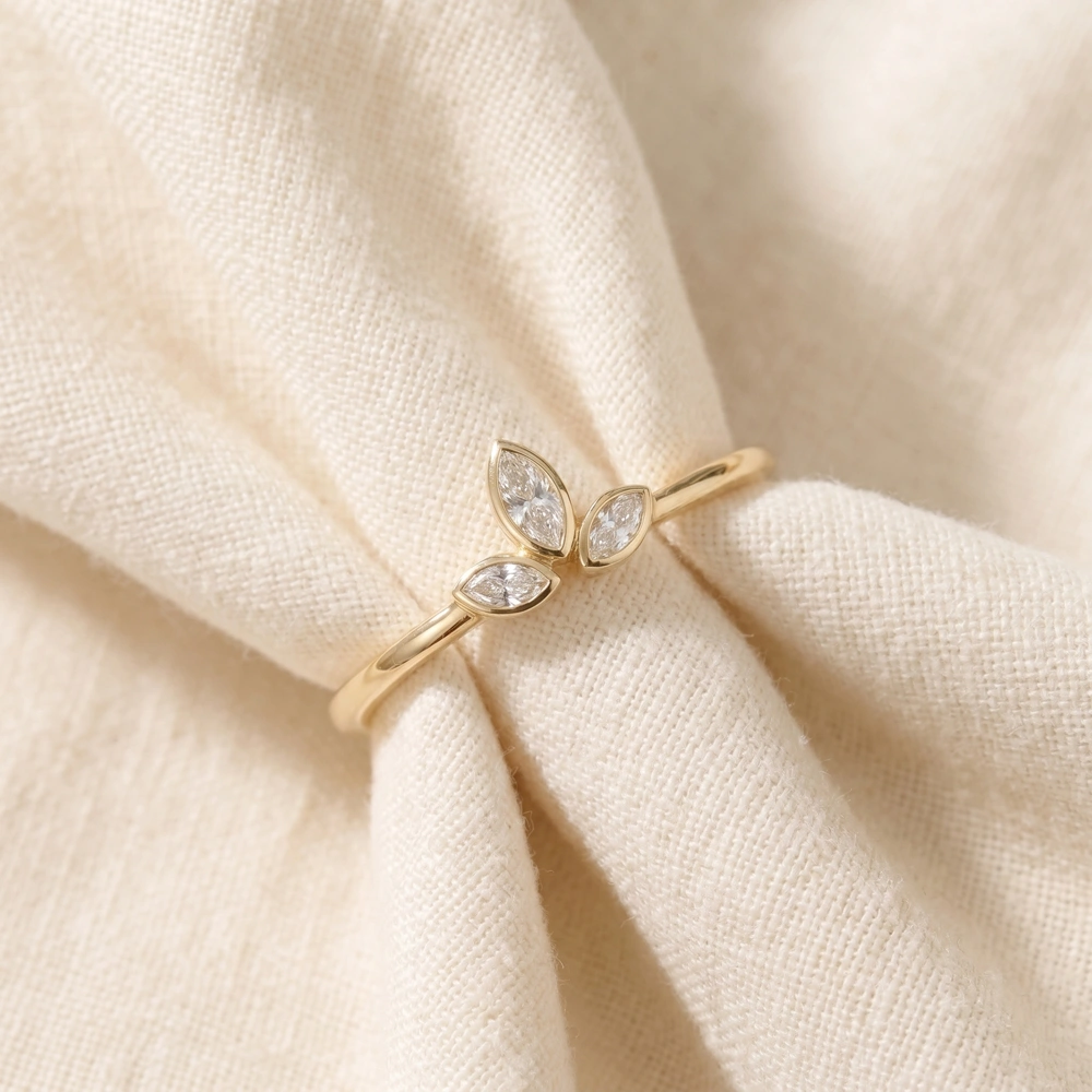 Stunning 9Kt Yellow Gold Ring With Lab Grown Diamond Stunning 9Kt Yellow Gold Ring With Lab Grown Diamond