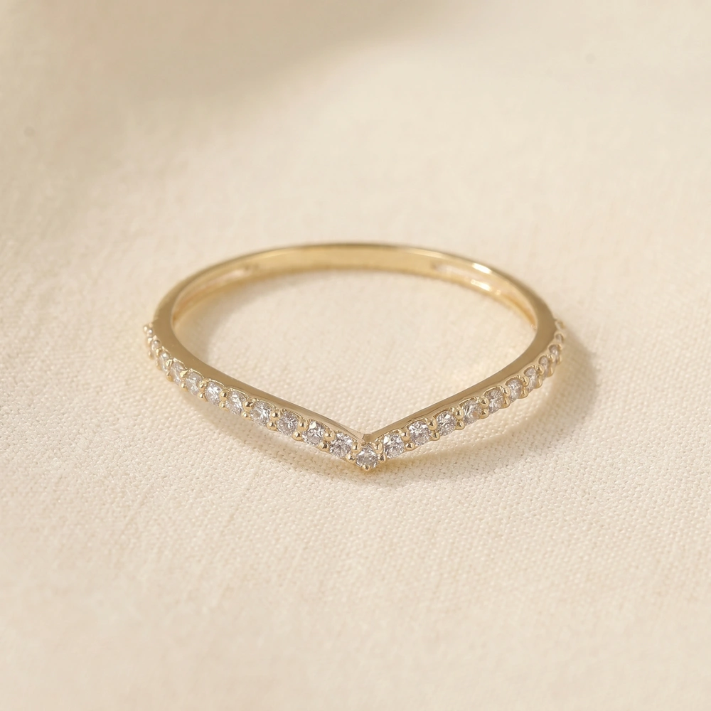 Handcrafted 9Kt Gold Ring Bulk With Lab Grown Diamond Handcrafted 9Kt Gold Ring Bulk With Lab Grown Diamond