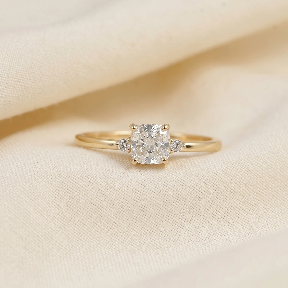 Sustainable Solitaire Gold Ring With Lab Grown Diamond Sustainable Solitaire Gold Ring With Lab Grown Diamond