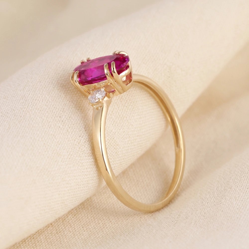 Lab Grown Diamond 9Kt Gold Ring With Hot Pink Tourmaline