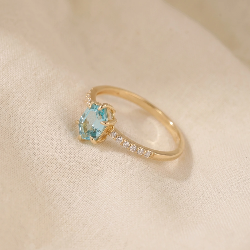 Lab Grown Diamond Paraiba Tourmaline 9Kt Solid Gold Ring Lab Grown Diamond Paraiba Tourmaline 9Kt Solid Gold Ring
