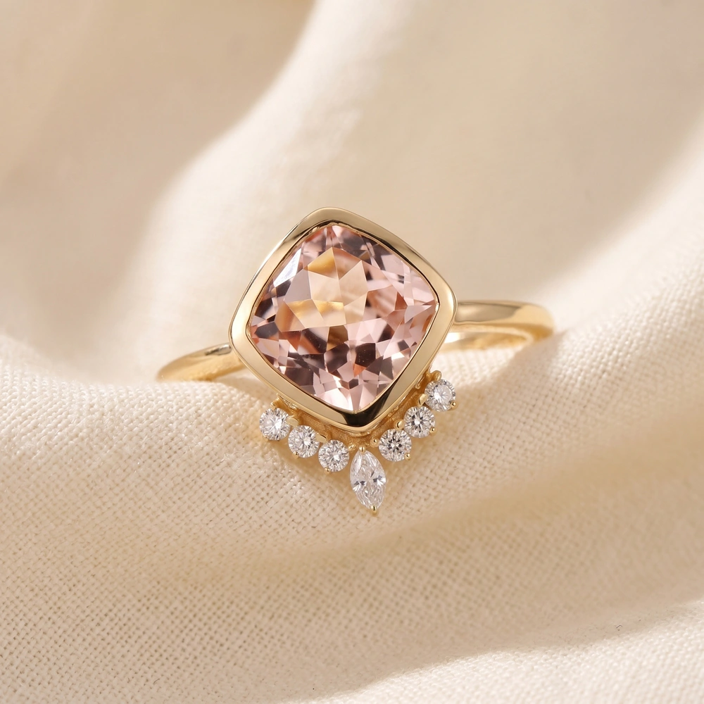 9Kt Yellow Gold Ring With Lab Grown Diamond And Morganite