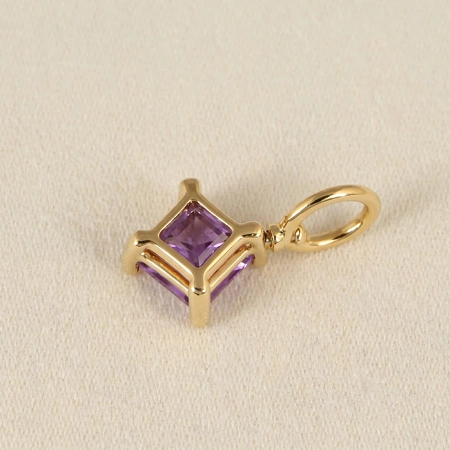 9KT Yellow Gold Square Lab Grown Alexandrite Gemstone Charm
