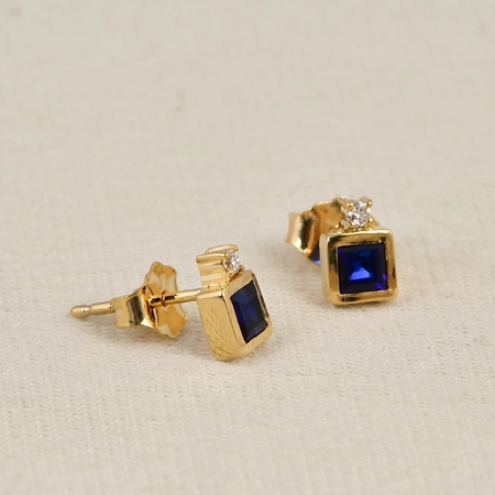 Lab Grown Diamond Royal Blue Sapphire Earrings 9kt Gold