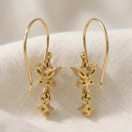 Bespoke 9Kt Gold Earrings with Lab Grown Diamond Bespoke 9Kt Gold Earrings with Lab Grown Diamond