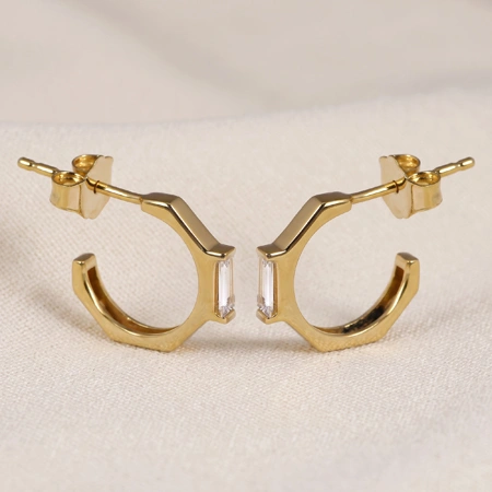 Lab Grown Diamond Earrings in 9Kt Yellow Solid Gold Bulk Lab Grown Diamond Earrings in 9Kt Yellow Solid Gold Bulk