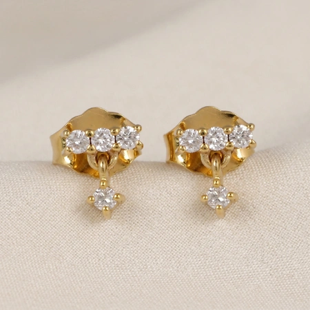 9Kt Solid Yellow Gold Studs with Lab Grown Diamond 9Kt Solid Yellow Gold Studs with Lab Grown Diamond