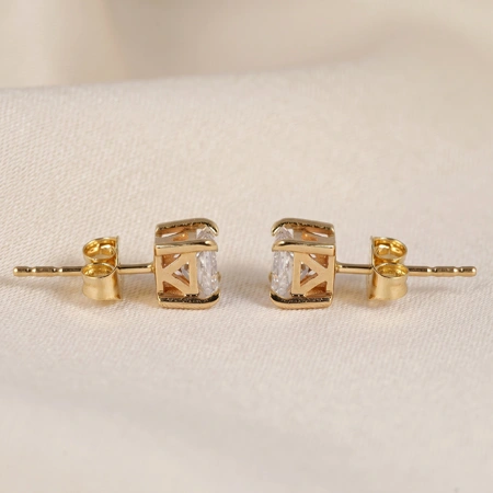 Lab Grown Diamond 9Kt Yellow Solid Gold Earrings Lab Grown Diamond 9Kt Yellow Solid Gold Earrings