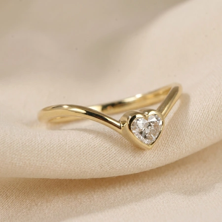 10Kt Solid Yellow Gold Delicate Ring with Lab Grown Diamond 10Kt Solid Yellow Gold Delicate Ring with Lab Grown Diamond