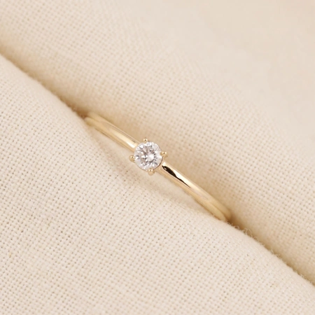 18Kt Gold Delicate Ring Production With Lab Grown Diamond