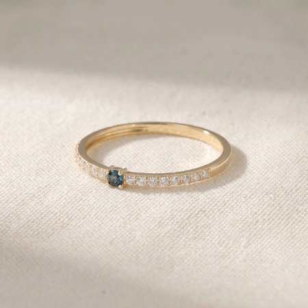 10Kt Yellow Gold Band With London Blue Topaz And Lab Diamond