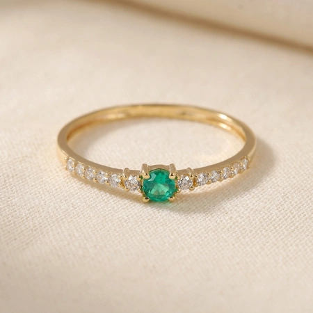Yellow Gold Ring With Lab Grown Diamond, Columbia Emerald Yellow Gold Ring With Lab Grown Diamond, Columbia Emerald