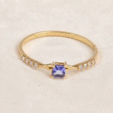 Tanzanite 9Kt Yellow Gold Ring With Lab Grown Diamond Tanzanite 9Kt Yellow Gold Ring With Lab Grown Diamond