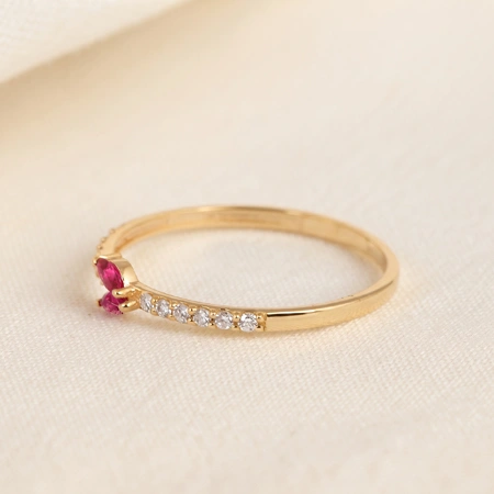 9Kt Gold Ring With Lab Grown Diamond, Pigeon Blood Ruby 9Kt Gold Ring With Lab Grown Diamond, Pigeon Blood Ruby