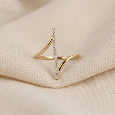 Handcrafted Lab Grown Diamond 9Kt Solid Yellow Gold Ring