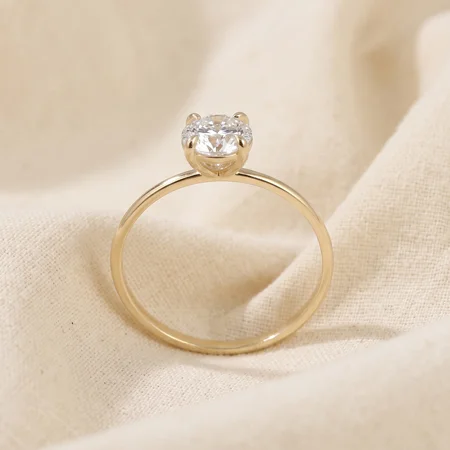 14KT Gold Round Solitaire Lab-Grown Diamond Ring Manufacturer