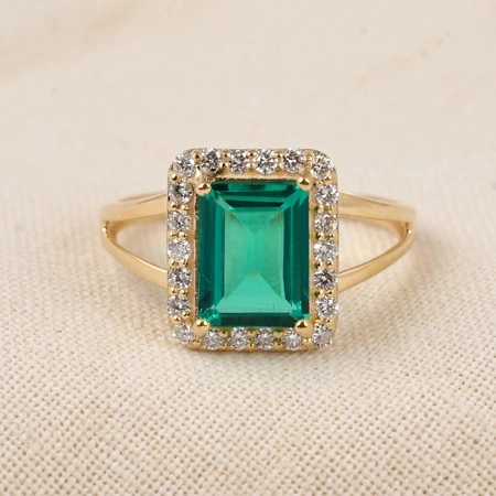 Lab Grown Diamond And Columbia Emerald Gold Ring