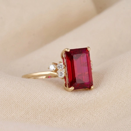 9Kt Yellow Gold Ring Lab Grown Pigeon Blood Ruby, Diamond