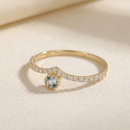 Lab Diamond 9 Karat Yellow Gold Aquamarine Ring Handcrafted