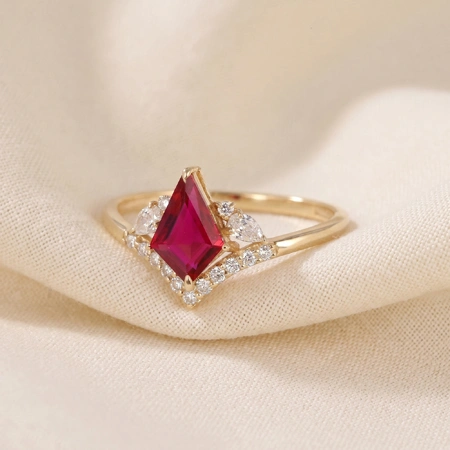 Lab Grown Diamond Pigeon Blood Ruby 9Kt Gold Ring