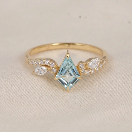 Lab Grown Diamond Paraiba Tourmaline 9Kt Yellow Gold Ring