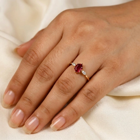 9Kt Gold Ring With Lab Grown Diamond And Pigeon Blood Ruby 9Kt Gold Ring With Lab Grown Diamond And Pigeon Blood Ruby