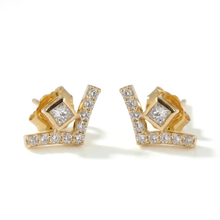 9Kt Yellow Gold Earrings with Certified Lab Grown Diamond 9Kt Yellow Gold Earrings with Certified Lab Grown Diamond