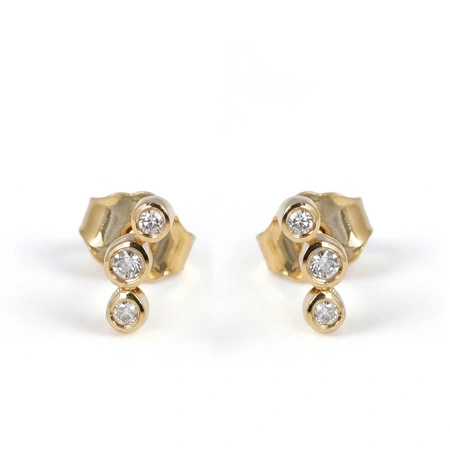 9Kt Yellow Solid Gold Studs with Lab Grown Diamond 9Kt Yellow Solid Gold Studs with Lab Grown Diamond